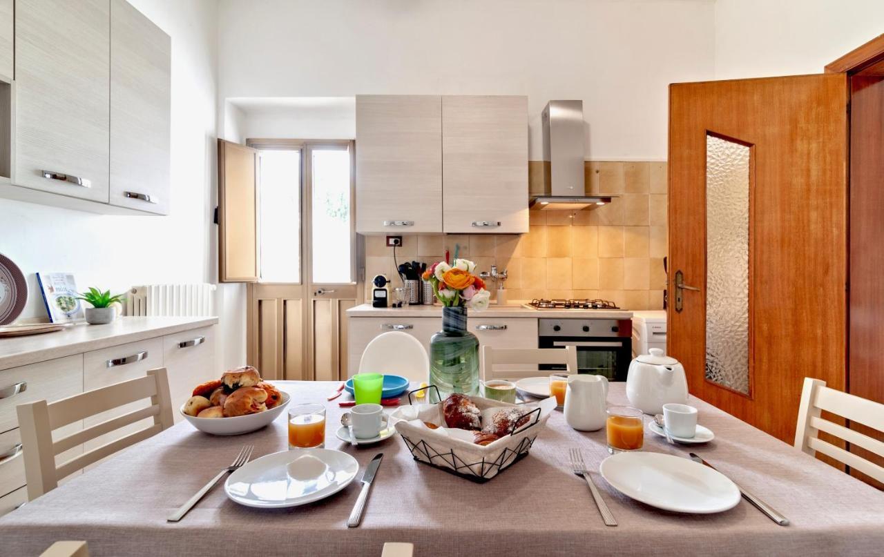 Appartamento La Casa di Julia Lecce Esterno foto