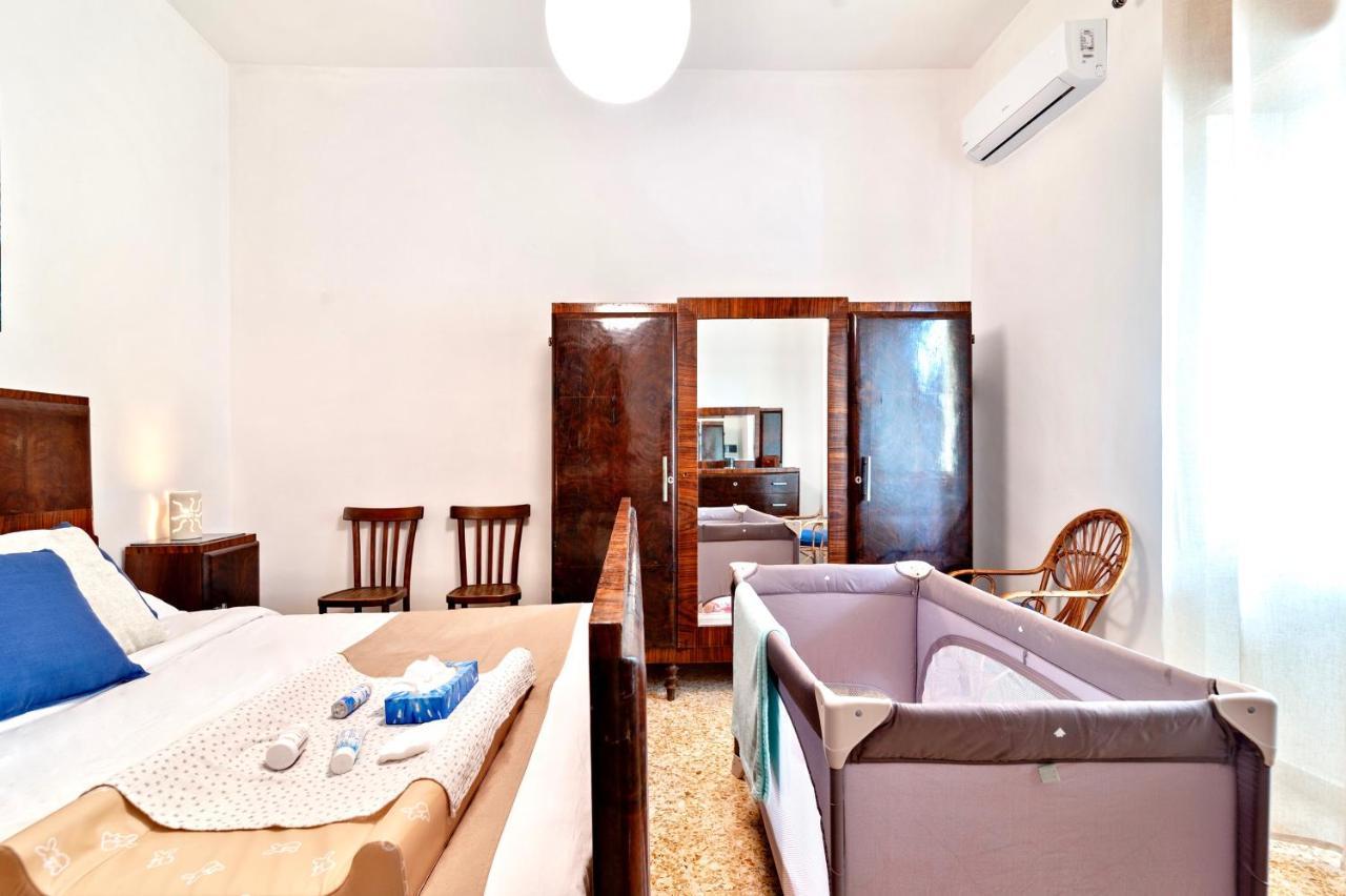 Appartamento La Casa di Julia Lecce Esterno foto